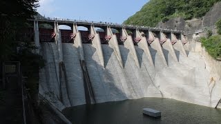 泰阜ダム（長野県下伊那郡泰阜村）