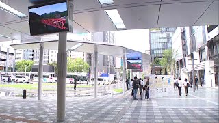 博多駅筑紫口の広場完成～雨に濡れずに移動可能　博多コネクティッド１号ビルも竣工