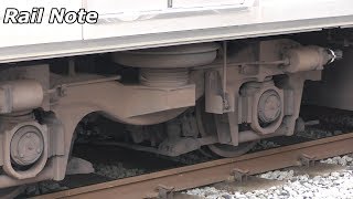 ちょっと床下注目 西武鉄道6000系6010F駅発着/Focus on traction system ! Seibu Railway 6000 Series/2019.08.22