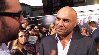Beer Mug Defends His Red Carpet Premiere Interviews of 'The Expendables 3'