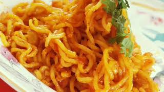 ड्राय आणि स्पायसी मॅगी मराठी रेसिपी/ Dry \u0026 Spicy Maggi Recipe In Marathi