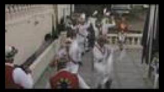 Gloucestershire Morris Men - Over The Water To Charlie