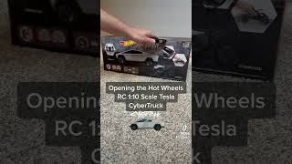 Opening the Hot Wheels RLC Radio-controlled CyberTruck & CyberQuad 1:10 scale