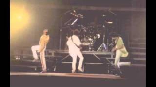 26. God Save The Queen (Queen-Live In Vienna: 7/21/1986)