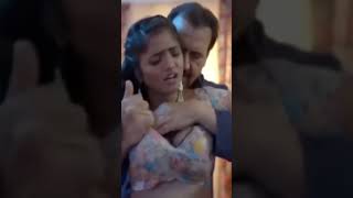 Desi aunty boobs press