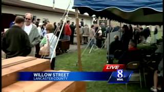 Hundreds of items from funeral home on auction block