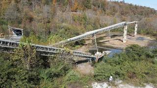 Drone flight around abandoned coal mine at Windrock Park!