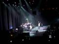 Maroon 5 - Sunday Morning (live in singapore)