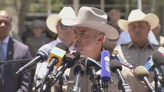 Uvalde elementary school shooting: Texas officials are questioned on police response time