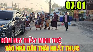 Bất ngờ THẦY MINH TUỆ vào nhà người dân THÁI LAN khất thực