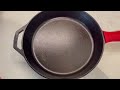 lodge cast iron skillet with red silicone hot handle holder review