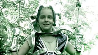 Devotional Alien | ASL