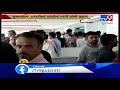 ahmedabad long queues seen at subhsash bridge rto for license and hsrp number plates tv9news