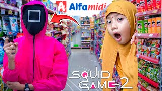 AQILA DAN TIM DAPAT KARTU SQUID GAME 2 DI ALFAMART! SIAPA YANG KALAH?