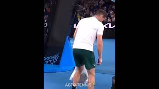 Andy Murray was cleaning the court on Australian Open after match
