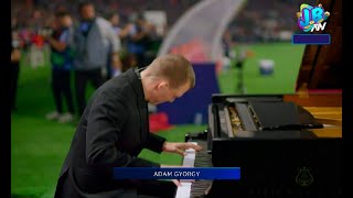 ¡Majestuoso! Pianista Adam Gyorgy tocó el himno de la Champions League