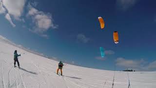 Snowkiting mit Freunden auf der Wasserkuppe