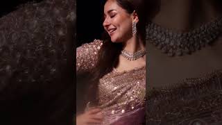 Humari taraf sai nighaye hata lou 😭😩 #viralvideo #haniaamir #shortsviral #bollywood #dance #edit