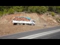 Odun Yüklü Kamyon Devriliyor !!!