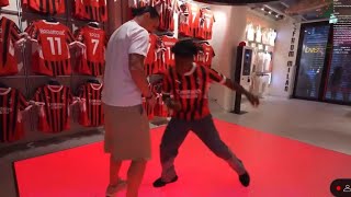 Speed tries showing his skills to Zlatan Ibrahimovic ๐