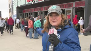 Fans crowd into downtown Cleveland for Women's Final Four