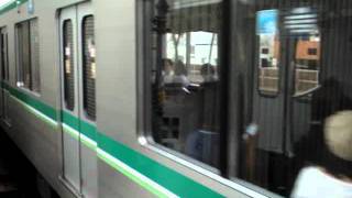 東京メトロ　１６０００系　代々木上原駅　発車