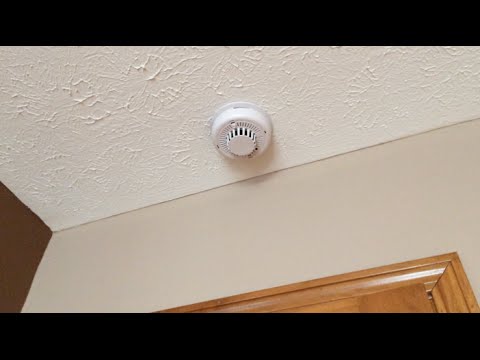 Testing Every Home Smoke Alarm with Solo A4 Smoke Detector Tester Testing Every Home Smoke Alarm with Solo A4 Smoke Detector Tester