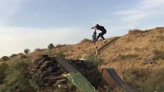 Bikelife 09: evening DIRT JUMP