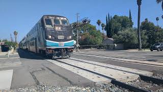 (4K 60 FPS) Metrolink 688 rushing towards Jurupa