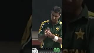 Waqar Younis amazing bowling #shorts #cricket #youtubeshorts #youtubeshort #ytshorts