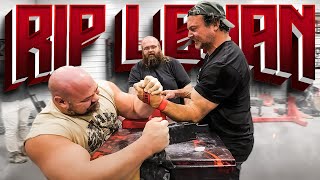 Arm Size Devon Larratt Vs Brian Shaw Armwrestling Armwrestler