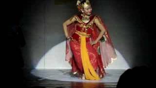 Vietnam AYCF '08 Merak Subal Dance