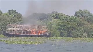 വേമ്പനാട്ട് കായലിൽ കഴിഞ്ഞ ദിവസം കത്തിനശിച്ച ഓഷ്യാന ബോട്ടിന് ലൈസൻസില്ല