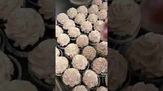 Day in the life of a Whole Foods Cake Decorator
