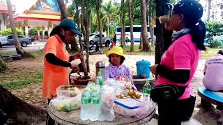 สนามกีฬาวู้ดบอลวัดเขาน้อย แข่งขันภายในอำเภอได้รับฟังธรรมะ ได้รางวัลสุขภาพ