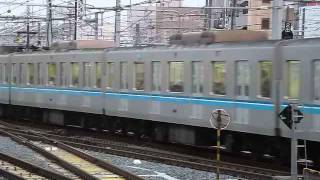 東京メトロ東西線05系中野駅到着