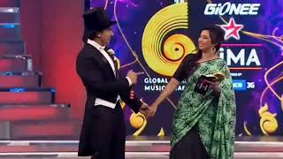 Shreya Ghoshal With Ranveer Singh Playing Fun Games In GIMA Awards 2013