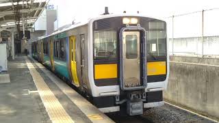 JR東日本 キハE130系0番台 水スイ キハE132-5 + キハE131-5編成 2両編成  ワンマン 普通 常陸太田 行  水郡線 水戸駅 1番線を発車