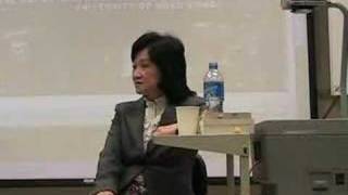 Regina Ip Speaking to HKU Students(2)葉劉淑儀與港大學生談話