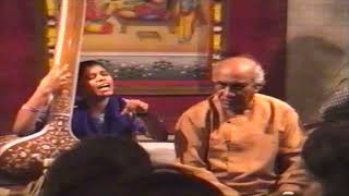 Ustad Zia Fariduddin Dagar sings - Varanasi 1999