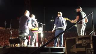 Coldplay w/ James Cordon - Nothing Compares 2 U (Live @ The Rose Bowl)