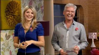 More laughs with Holly Willoughby & Philip Schofield on This Morning with Chef Gino D'Acampo
