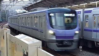 東京メトロ半蔵門線18000系18108F準急押上駅行き藤が丘駅通過(2022/12/11)