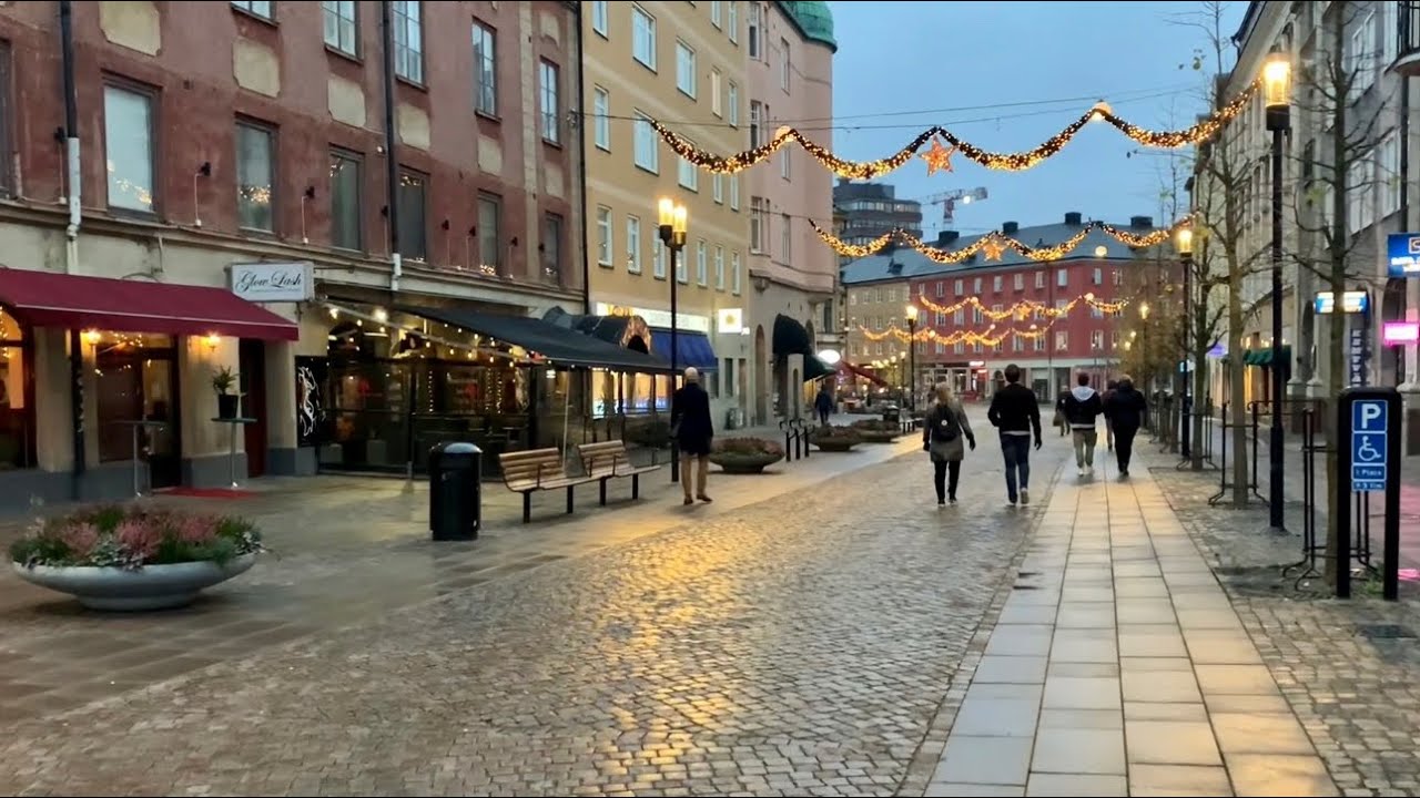 Stockholm Walks: Södertälje Centrum Decorated For Christmas. November ...