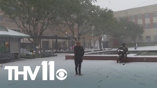 Snow continues to pile up in Houston, Texas