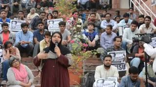 Najeeb's sister Sadaf Musharraf warns JNU VC at Freedom Square JNU