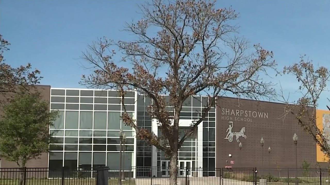 Houston Federation Of Teachers File Grievance Against Houston ISD Over ...