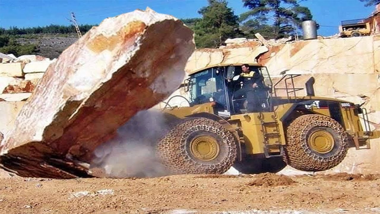 10 TOTAL IDIOTS AT WORK! Dangerous Fastest Truck & Heavy Machines ...