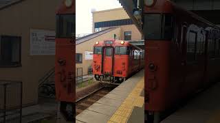 富山県城端線：新高岡駅、列車到着ベル　#富山県#城端線#鉄道#japan #train#short