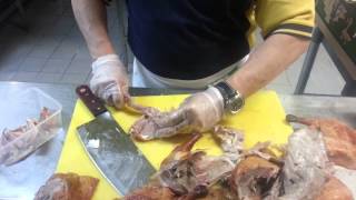 How to De-boning Roasted Duck วิธีการแล่เป็ดย่าง